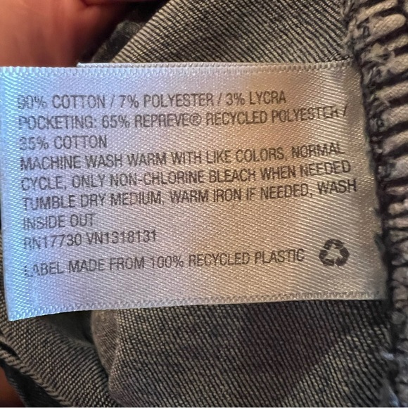 💙Universal Thread jeans - Picture 8 of 8